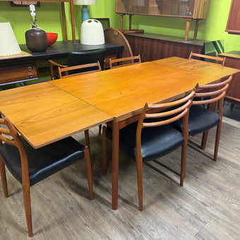 Mid Century Teak Dining Table from Denmark