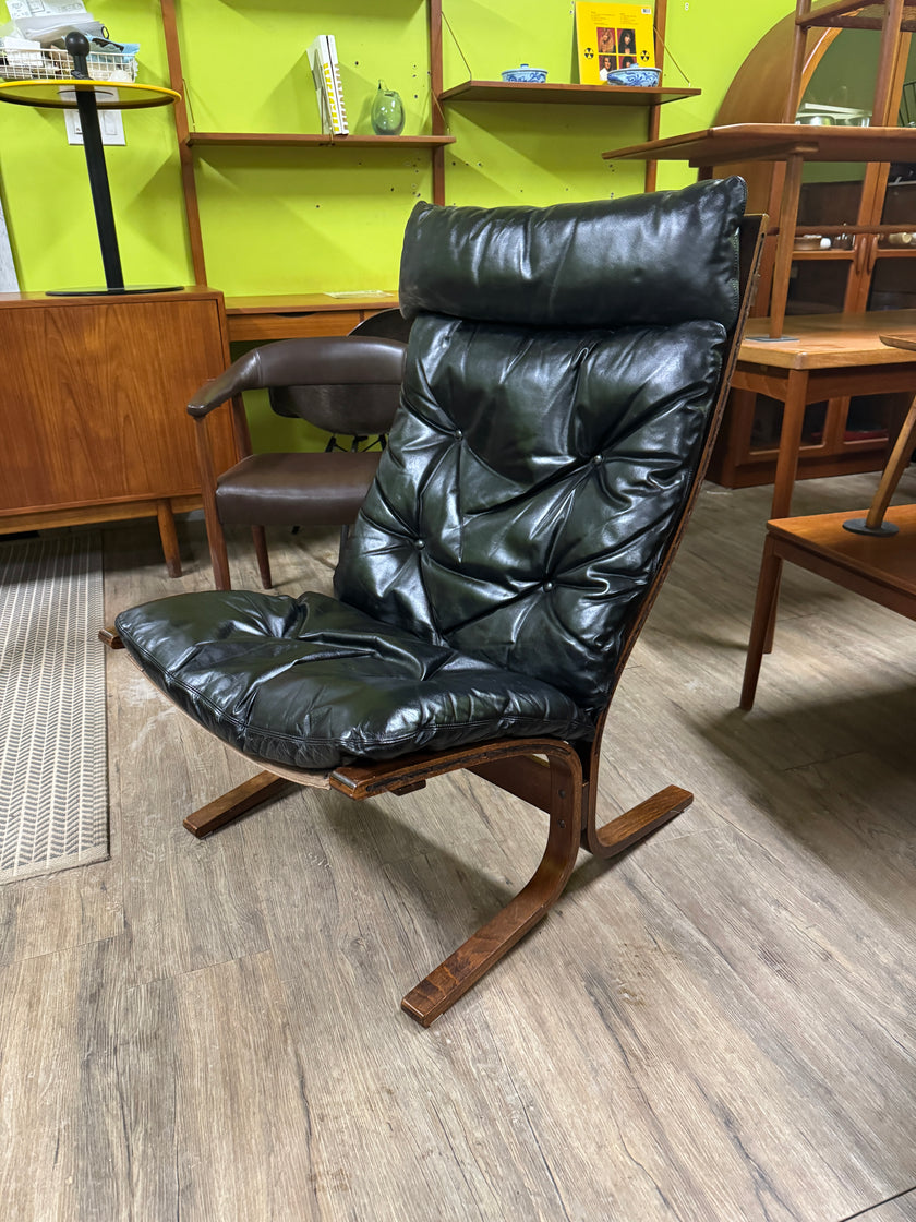 Mid Century Siesta Chair