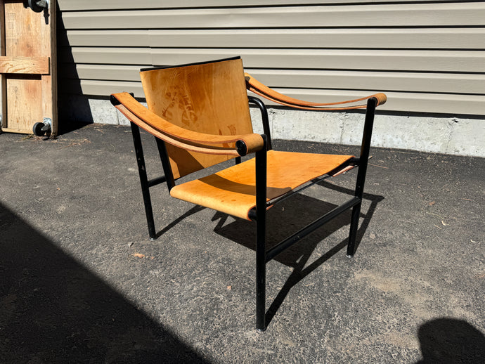 Sale!!! Post Modern LC1 Chair by Le Corbusier