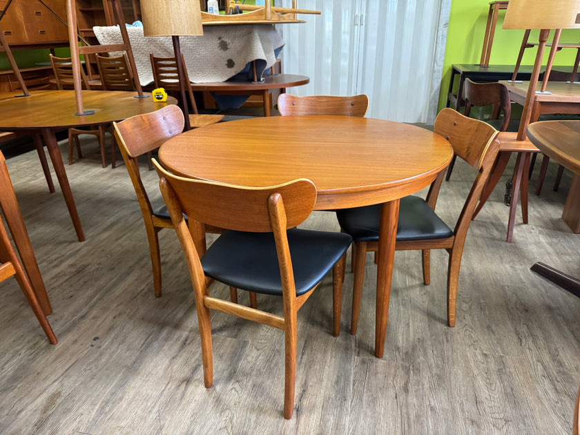 Mid Century Teak Dining Table from Denmark