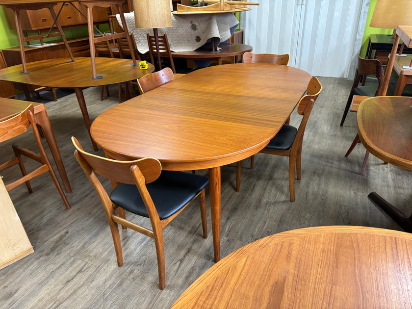 Mid Century Teak Dining Table from Denmark